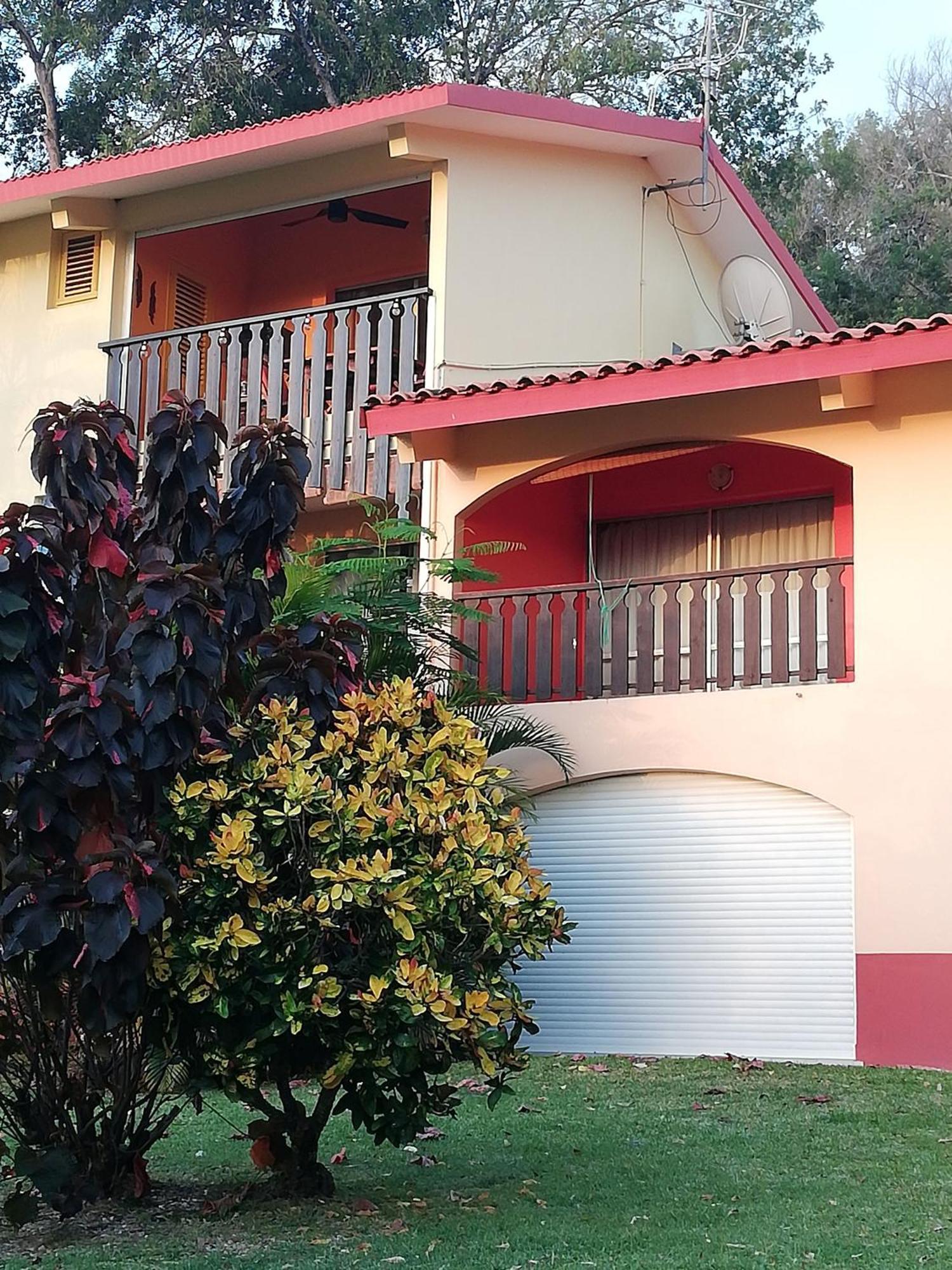 Bigouz Residence La Plage De L'Anse Caritan Sainte-Anne Exterior photo